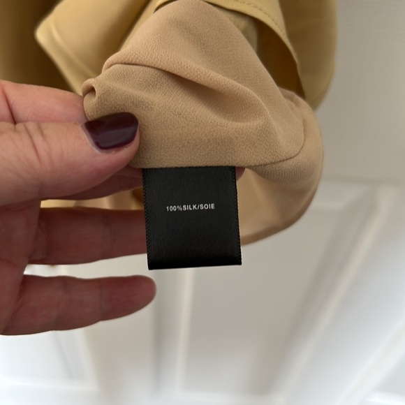 Lafayette 148 Sleeveless Silk Tank in Gold - Picture 4 of 5